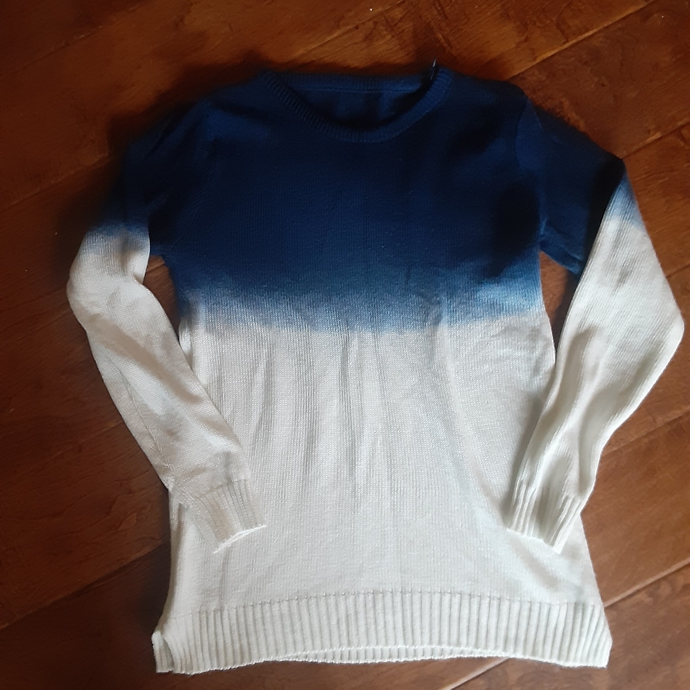 Sweater - Picture 2 of 3